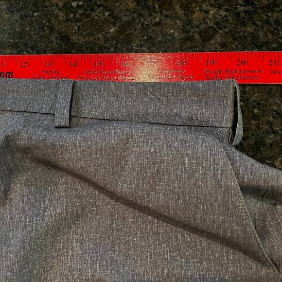 Roundtree & Yorke Performance Work Play Men's Shorts 38 Gray EUC - Picture 6 of 9